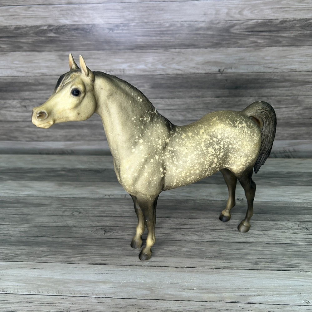 Breyer Horse Proud Arabian Stallion #213 Dapple Gray